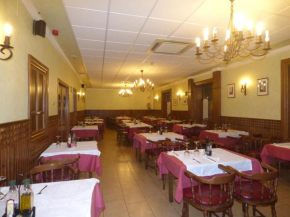  Hostal La Perdiz  Сонсека